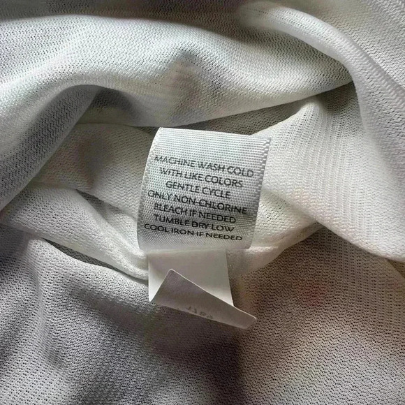 J. Jill women’s size M, flattering twist know detail, lined, sleeveless top - Picture 7 of 8